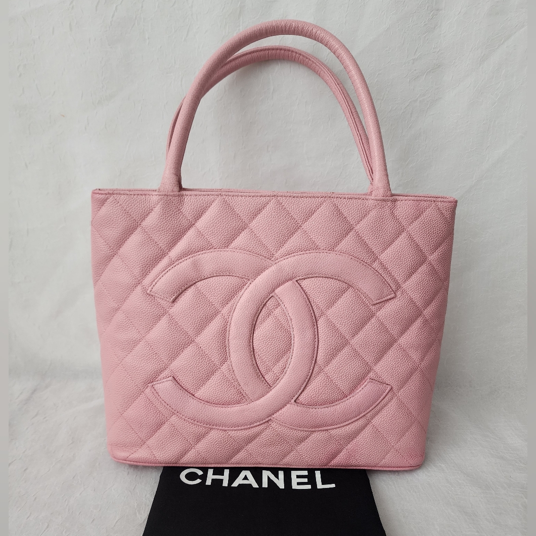 Auth Chanel Medallion Bag
